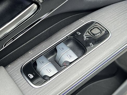 Certified 2023 Mercedes-Benz EQS 450+ 4MATIC SUV image 20