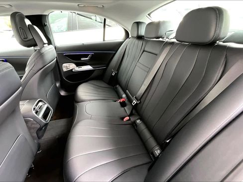 Certified 2025 Mercedes-Benz E 350 4MATIC Sedan image 20