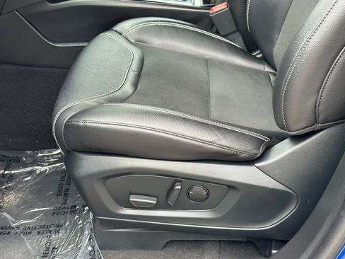Used 2023 Ford Explorer ST AWD/4WD image 12
