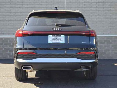 Used 2025 Audi Q5 Premium Plus w/ Premium Plus image 25