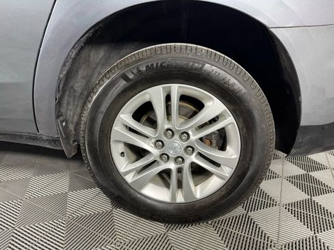 Used 2018 Buick Enclave Essence image 44