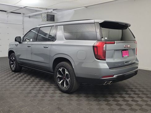 Used 2025 GMC Yukon XL AT4 w/ AT4 Premium Plus Package image 3