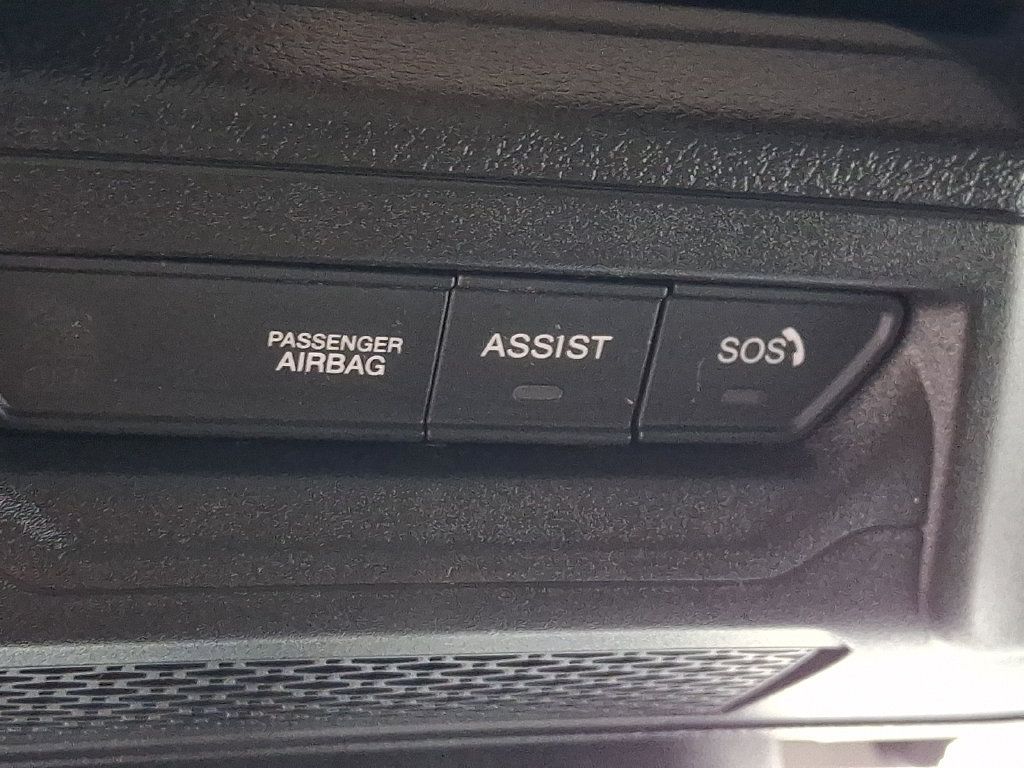 Used 2025 Jeep Wrangler Sport AWD/4WD image 29