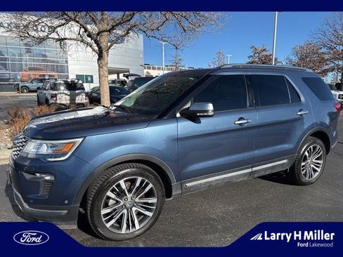 Used 2019 Ford Explorer Platinum image 1