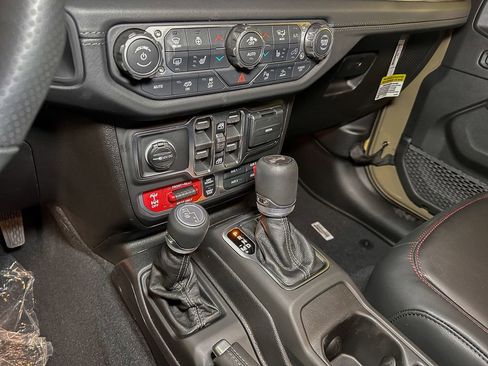 New 2026 Jeep Wrangler Unlimited Rubicon 392 AWD/4WD image 38