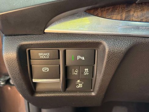 Used 2019 Acura MDX SH-AWD w/ Technology Package image 26