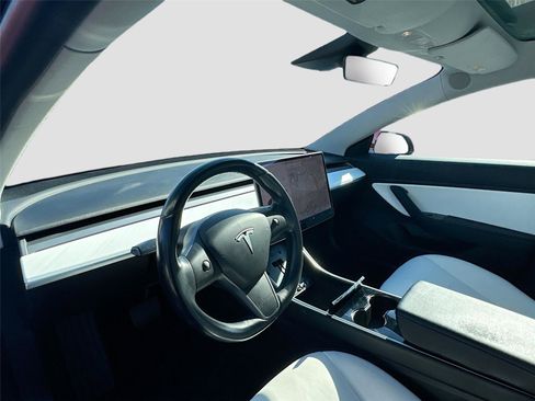 Used 2019 Tesla Model 3 Long Range image 7