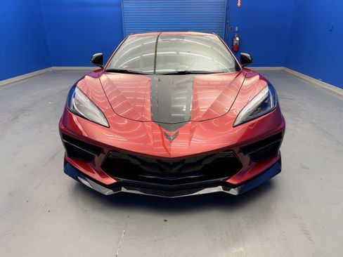 Used 2024 Chevrolet Corvette Stingray Premium Cpe w/ Z51 Performance Package RWD image 3
