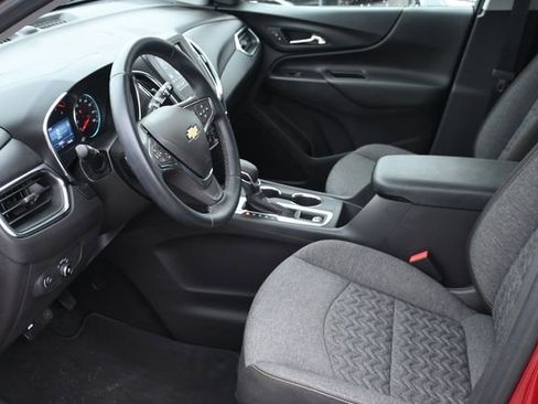 Used 2024 Chevrolet Equinox LT image 9