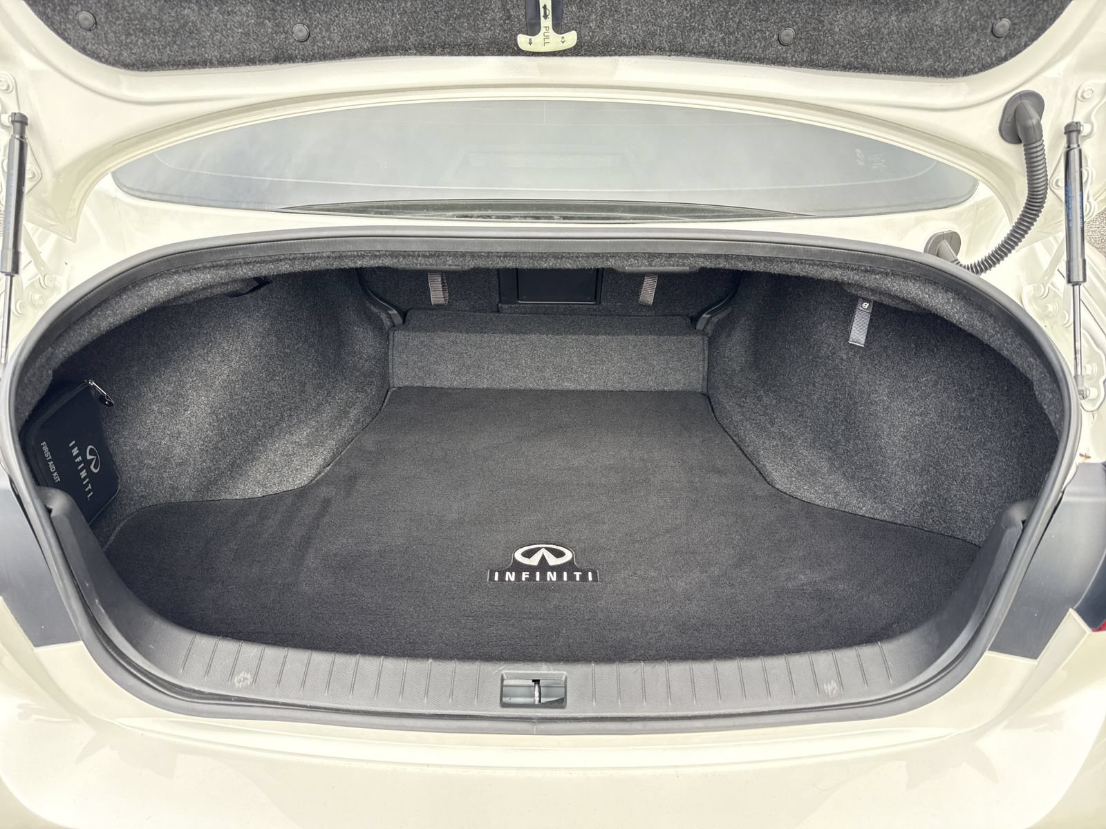 Used 2023 INFINITI Q50 Luxe w/ Cargo Package RWD image 34