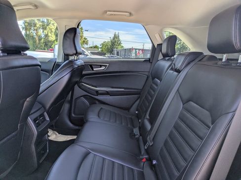 Used 2024 Ford Edge SEL AWD/4WD image 14