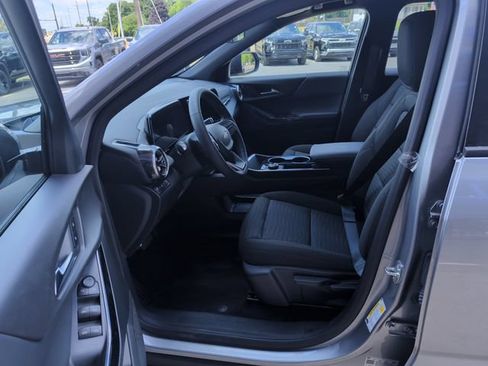 Used 2026 Chevrolet Equinox LT AWD/4WD image 11