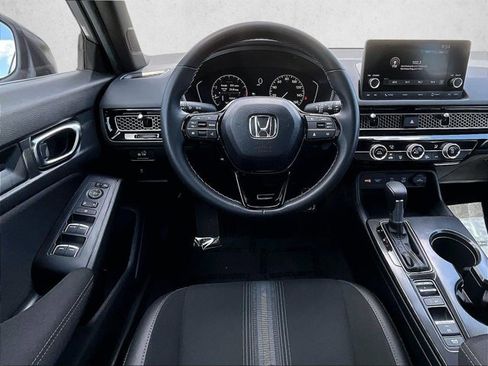 Used 2025 Honda Civic Sport image 7