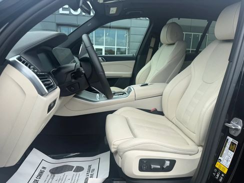 Used 2019 BMW X5 xDrive40i w/ Premium Package 2 AWD/4WD image 42