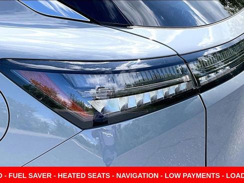 Certified 2025 Nissan Murano Platinum AWD/4WD image 22