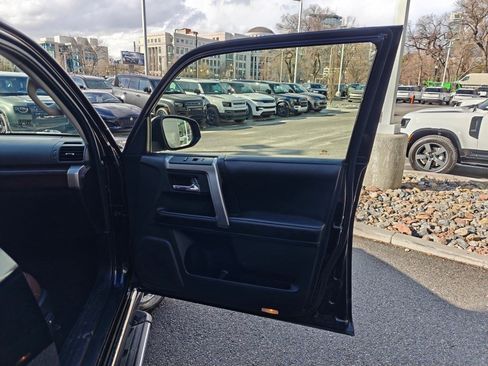 Used 2017 Toyota 4Runner Limited image 13