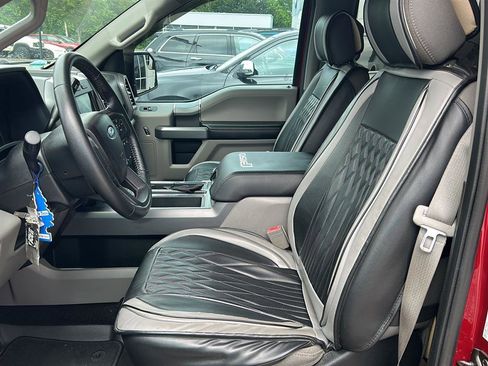 Used 2018 Ford F150 XLT w/ Equipment Group 302A Luxury AWD/4WD image 10
