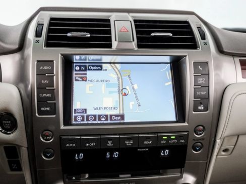Used 2016 Lexus GX 460 w/ Premium Package AWD/4WD image 21