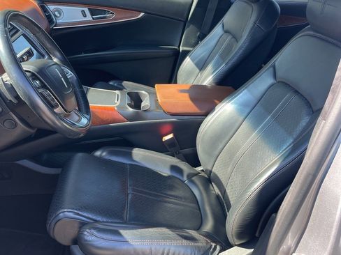 Used 2020 Lincoln Nautilus Black Label w/ Class II Trailer Tow Package image 4