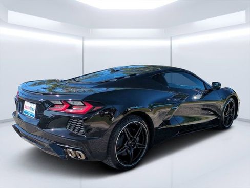 Used 2021 Chevrolet Corvette Stingray Preferred Cpe w/ 2LT RWD image 3