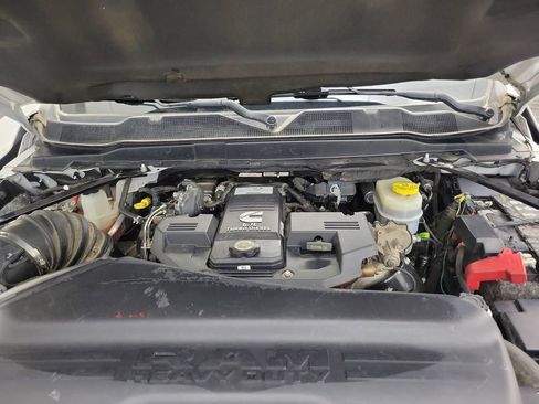 Used 2019 RAM 2500 Big Horn AWD/4WD image 32