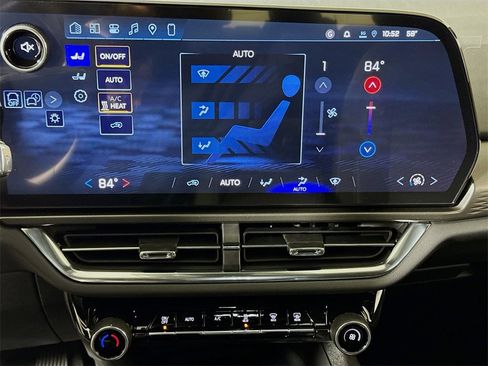 New 2026 Chevrolet Equinox EV LT image 10