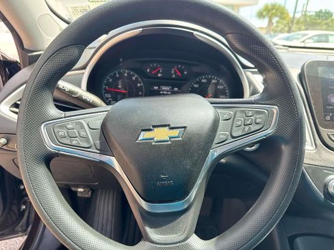 Used 2020 Chevrolet Malibu LS w/ LPO, Convenience Package 1 FWD image 22