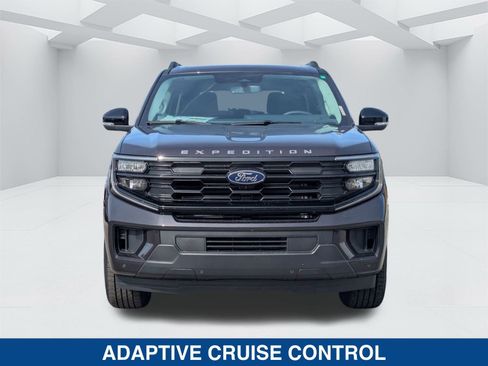 New 2025 Ford Expedition Max Active image 9