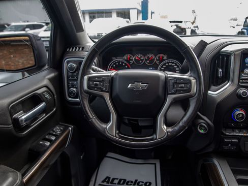Used 2019 Chevrolet Silverado 1500 RST image 21