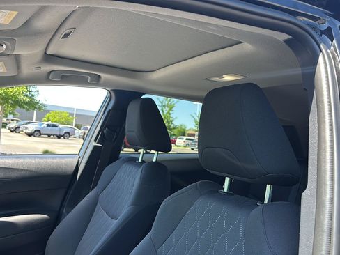 Used 2024 Toyota Corolla Cross LE w/ Moonroof Package AWD/4WD image 38