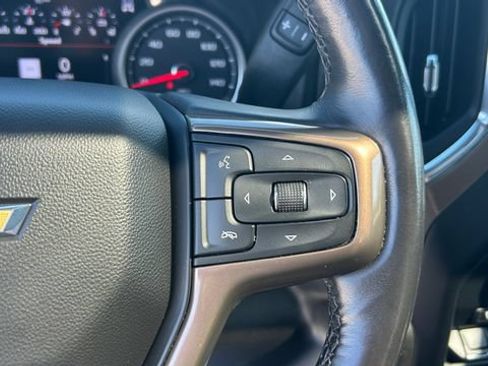 Certified 2022 Chevrolet Silverado 1500 High Country w/ Technology Package AWD/4WD image 23