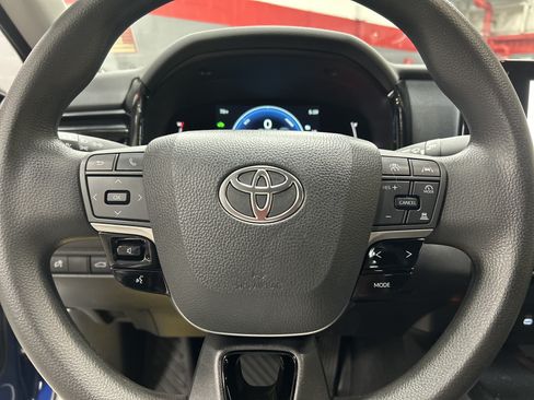 Certified 2025 Toyota Camry LE FWD image 18
