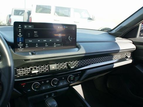 Used 2023 Honda Accord Sport image 18