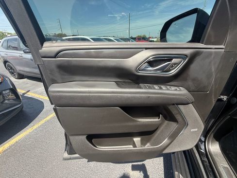 Used 2023 GMC Yukon AT4 w/ AT4 Premium Plus Package AWD/4WD image 11