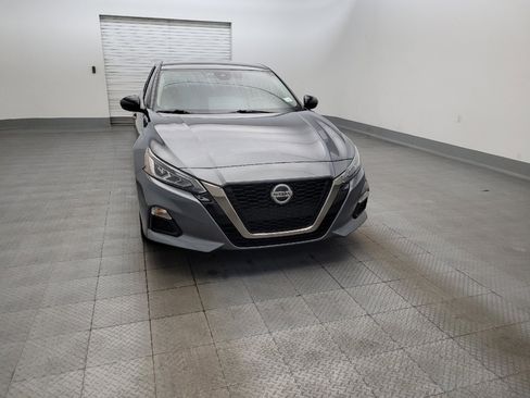 Used 2021 Nissan Altima 2.5 SR FWD image 14