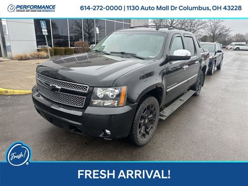 Used 2012 Chevrolet Avalanche LTZ image 8