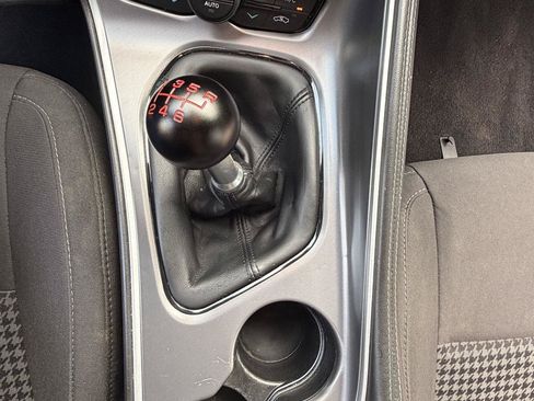 Used 2019 Dodge Challenger R/T RWD image 27