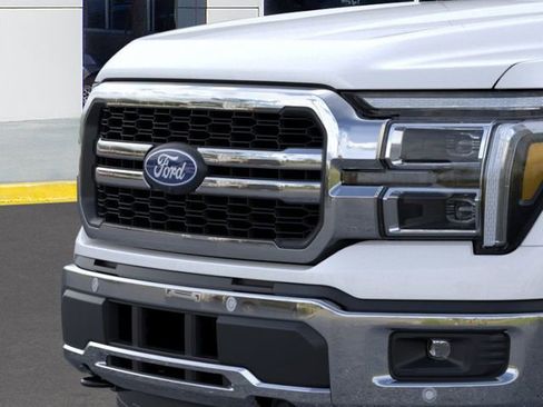 New 2025 Ford F150 Lariat w/ Equipment Group 501A Mid image 17