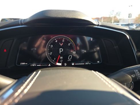 Used 2025 Chevrolet Corvette Stingray w/ Z51 Performance Package image 18