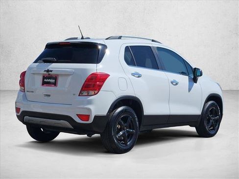 Certified 2018 Chevrolet Trax LT w/ LT Convenience Package AWD/4WD image 8