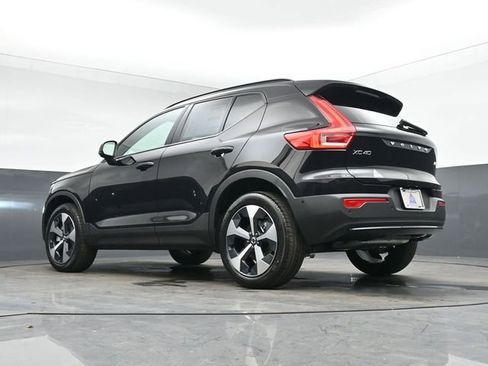 New 2026 Volvo XC40 B5 Plus w/ Protection Package Premier image 41