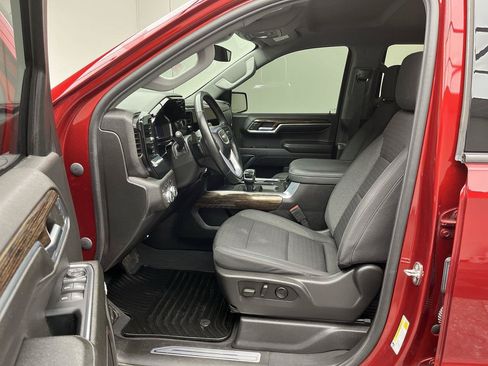 Certified 2023 GMC Sierra 1500 Elevation w/ Preferred Package AWD/4WD image 13