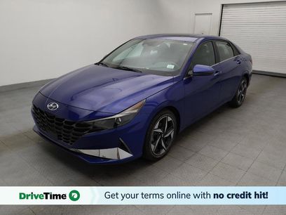 Used 2021 Hyundai Elantra SEL w/ Convenience + Premium Package