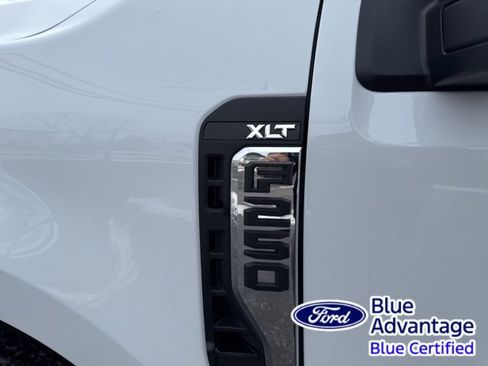 Used 2024 Ford F250 XLT image 10