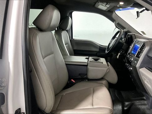 Used 2022 Ford F250 XL w/ Power Equipment Group AWD/4WD image 6
