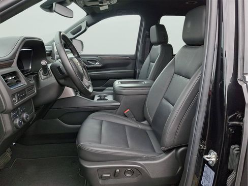 Used 2024 Chevrolet Suburban LT AWD/4WD image 22