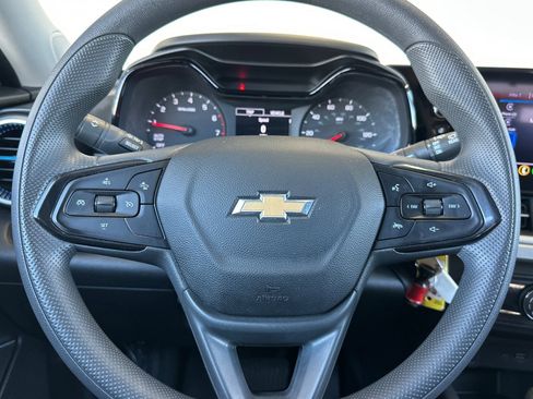 Used 2024 Chevrolet Trax LS w/ Driver Confidence Package FWD image 21