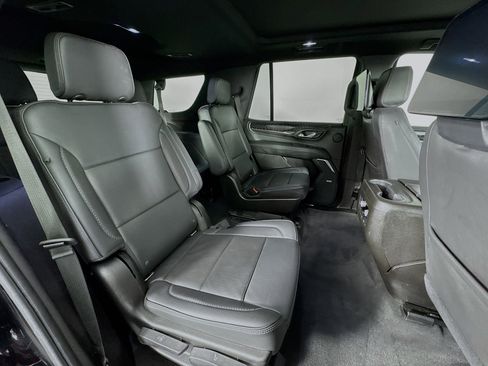 Used 2021 GMC Yukon Denali w/ Denali Ultimate Package image 30