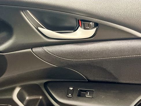 Used 2019 Honda Insight LX image 32