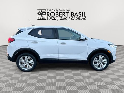 Used 2024 Buick Encore GX Preferred w/ Comfort Package AWD/4WD image 9
